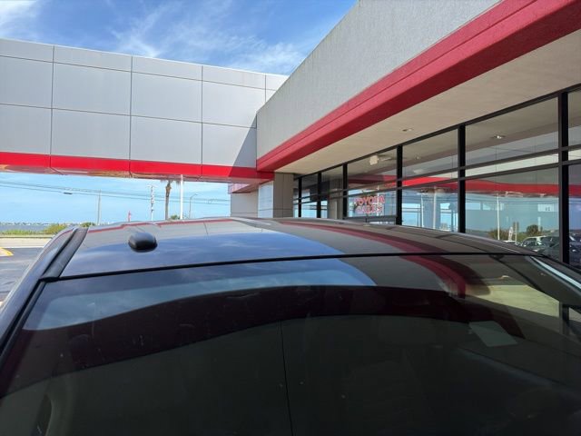 Used 2015 Toyota Tundra Limited w/ Limited Premium Package image 4