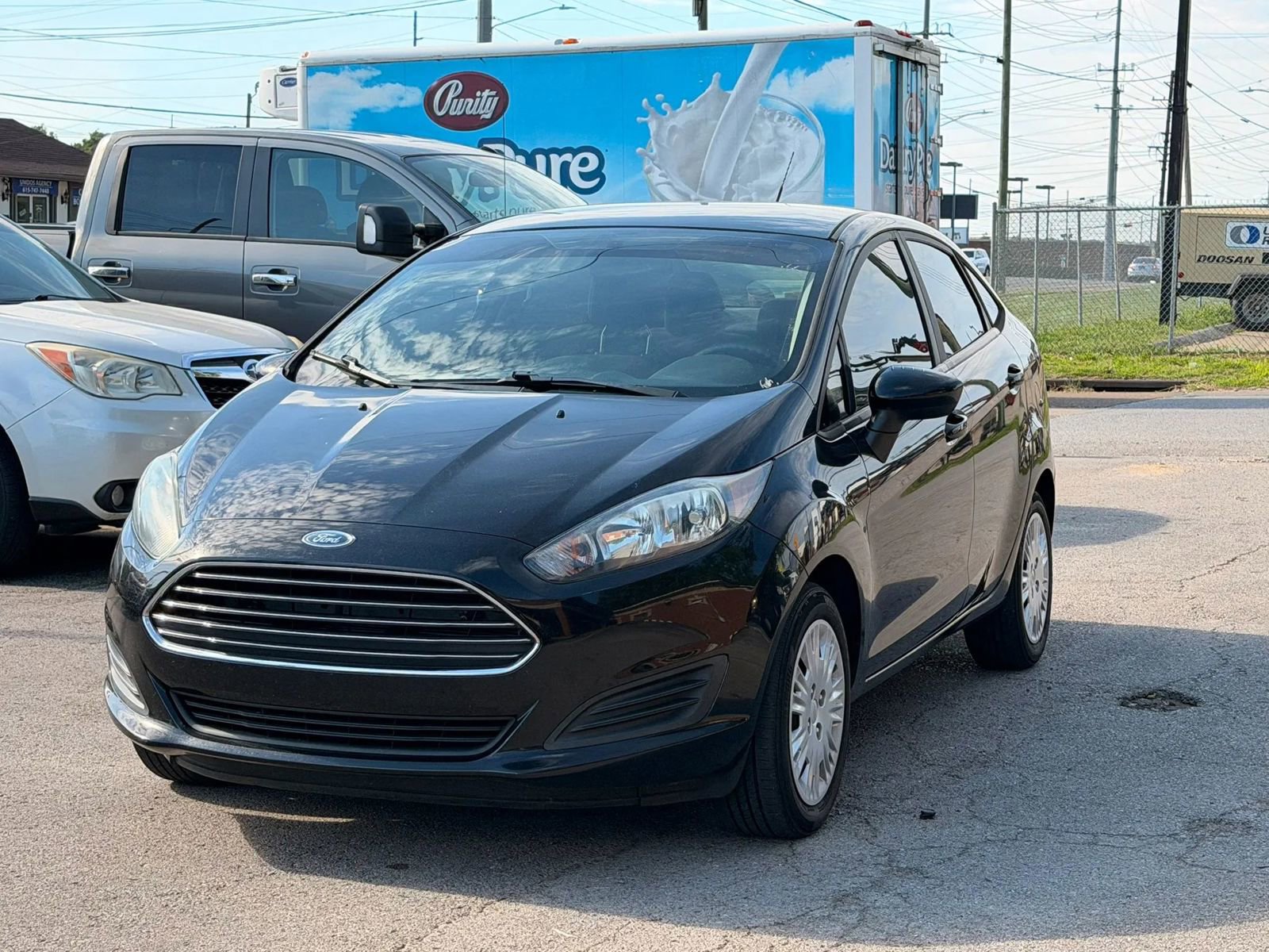 Used 2019 Ford Fiesta S FWD image 3