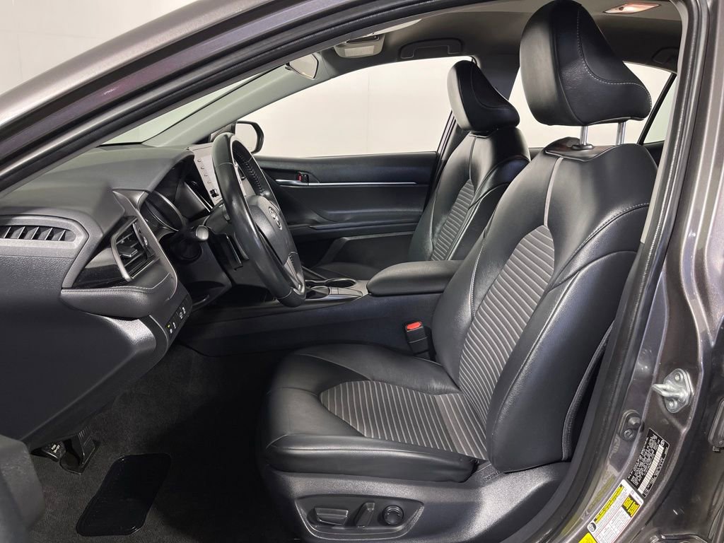 Certified 2022 Toyota Camry SE image 12