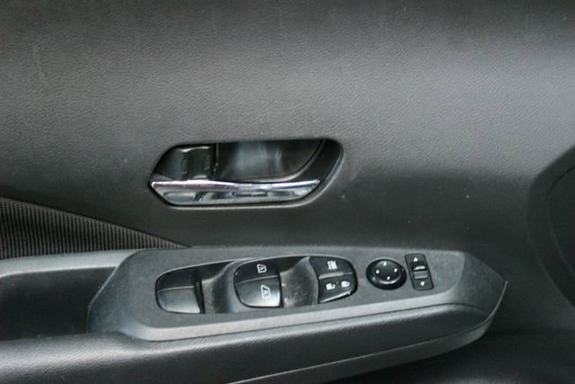 Used 2021 Nissan Kicks SV FWD image 15