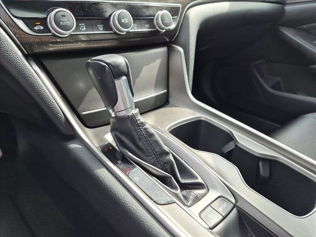 Used 2018 Honda Accord Sport image 11
