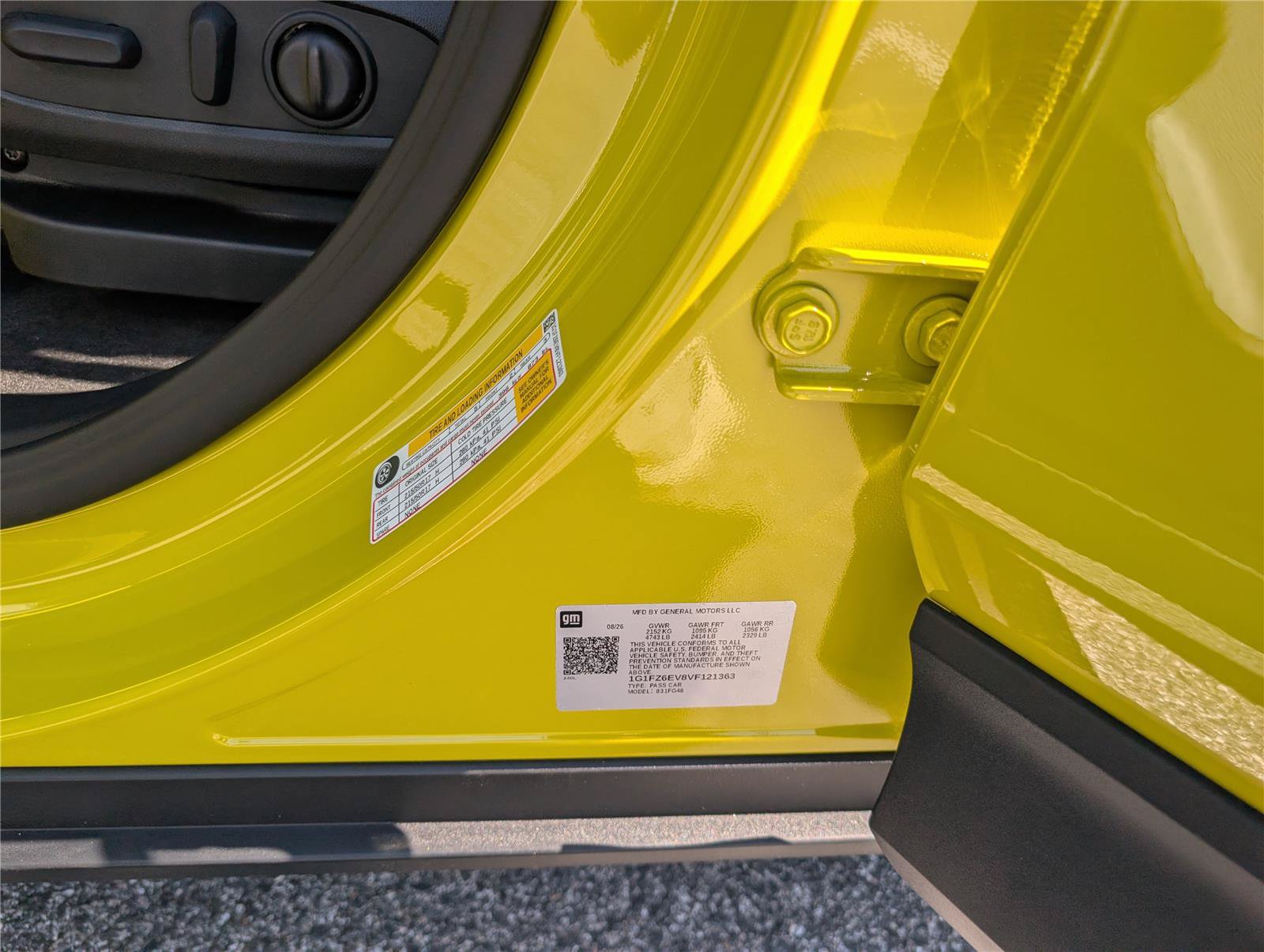 New 2027 Chevrolet Bolt RS w/ Technology Package FWD image 12