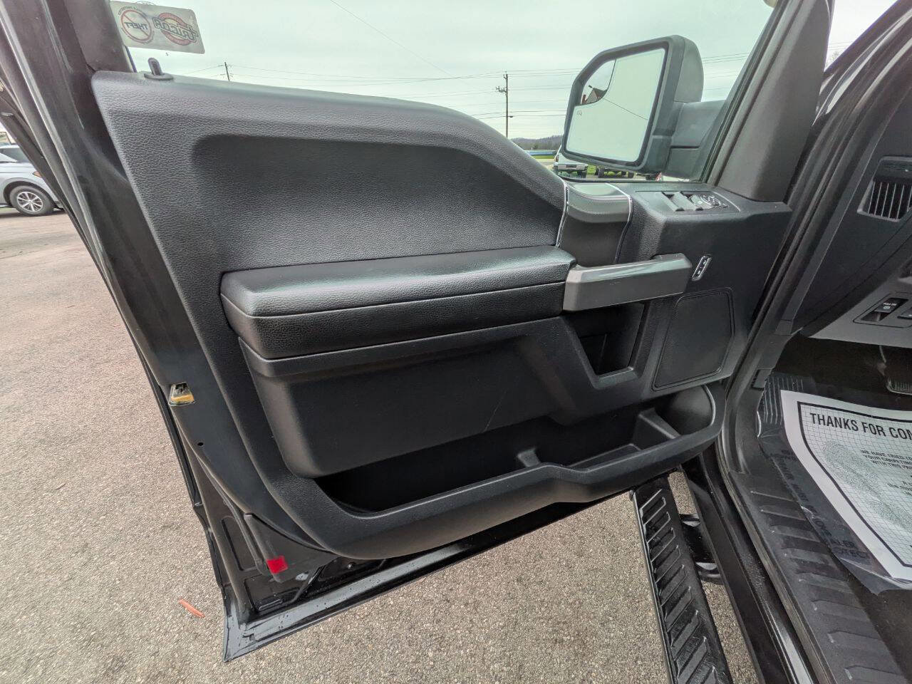 Used 2015 Ford F150 XLT w/ Equipment Group 302A Luxury image 18