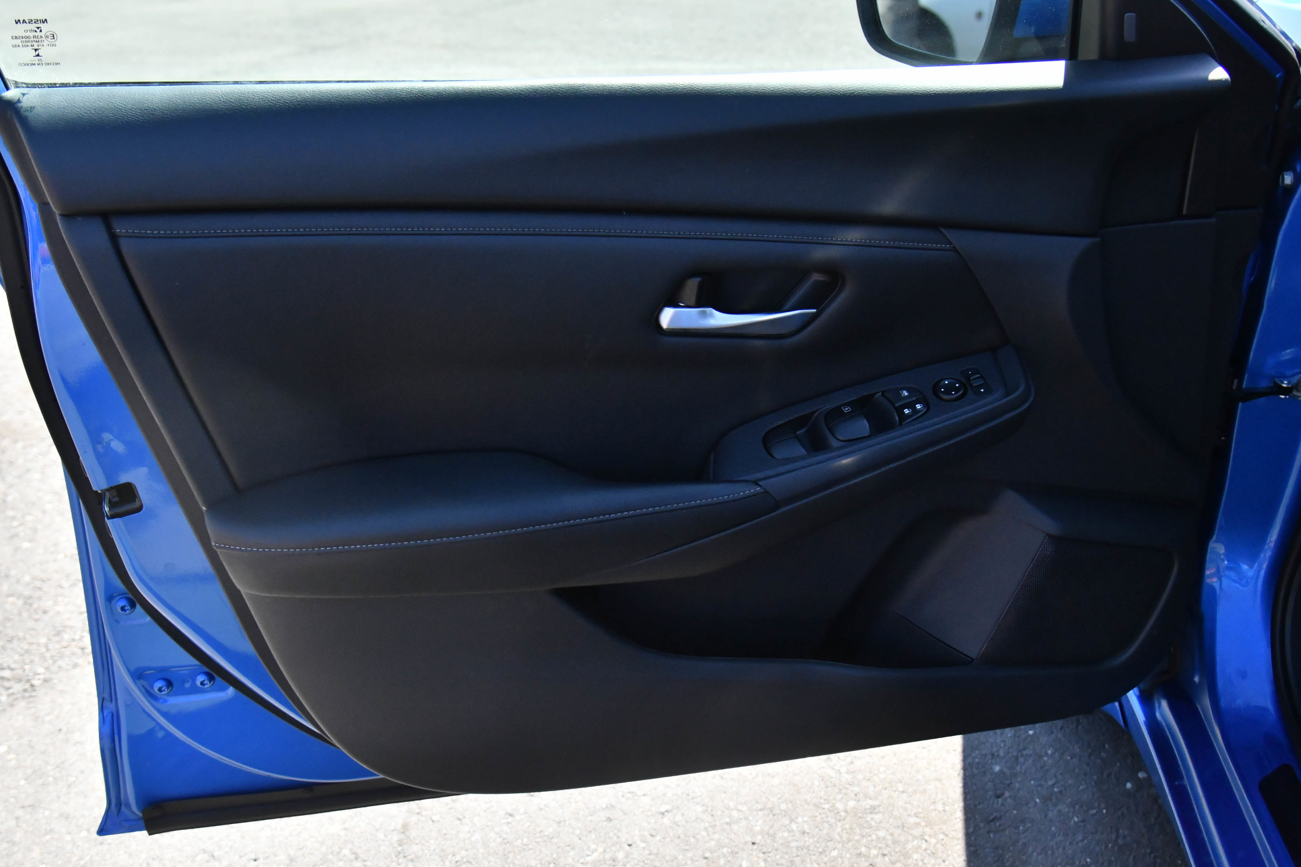 Used 2024 Nissan Sentra SV FWD image 13