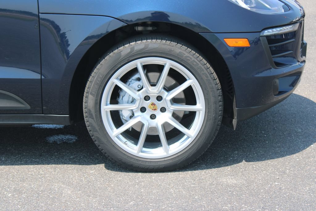 Used 2018 Porsche Macan S AWD/4WD image 12