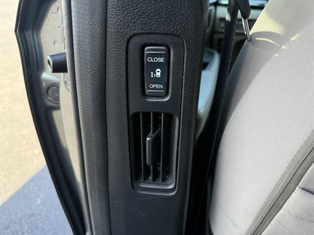 Used 2019 Honda Odyssey EX image 32