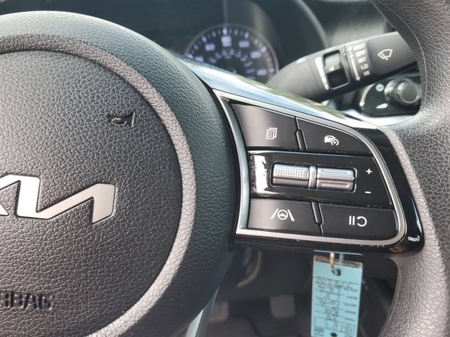 Certified 2024 Kia Forte LXS w/ LXS Technology Package FWD image 21