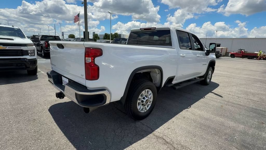 Used 2025 Chevrolet Silverado 2500 LT w/ Convenience Package AWD/4WD image 8