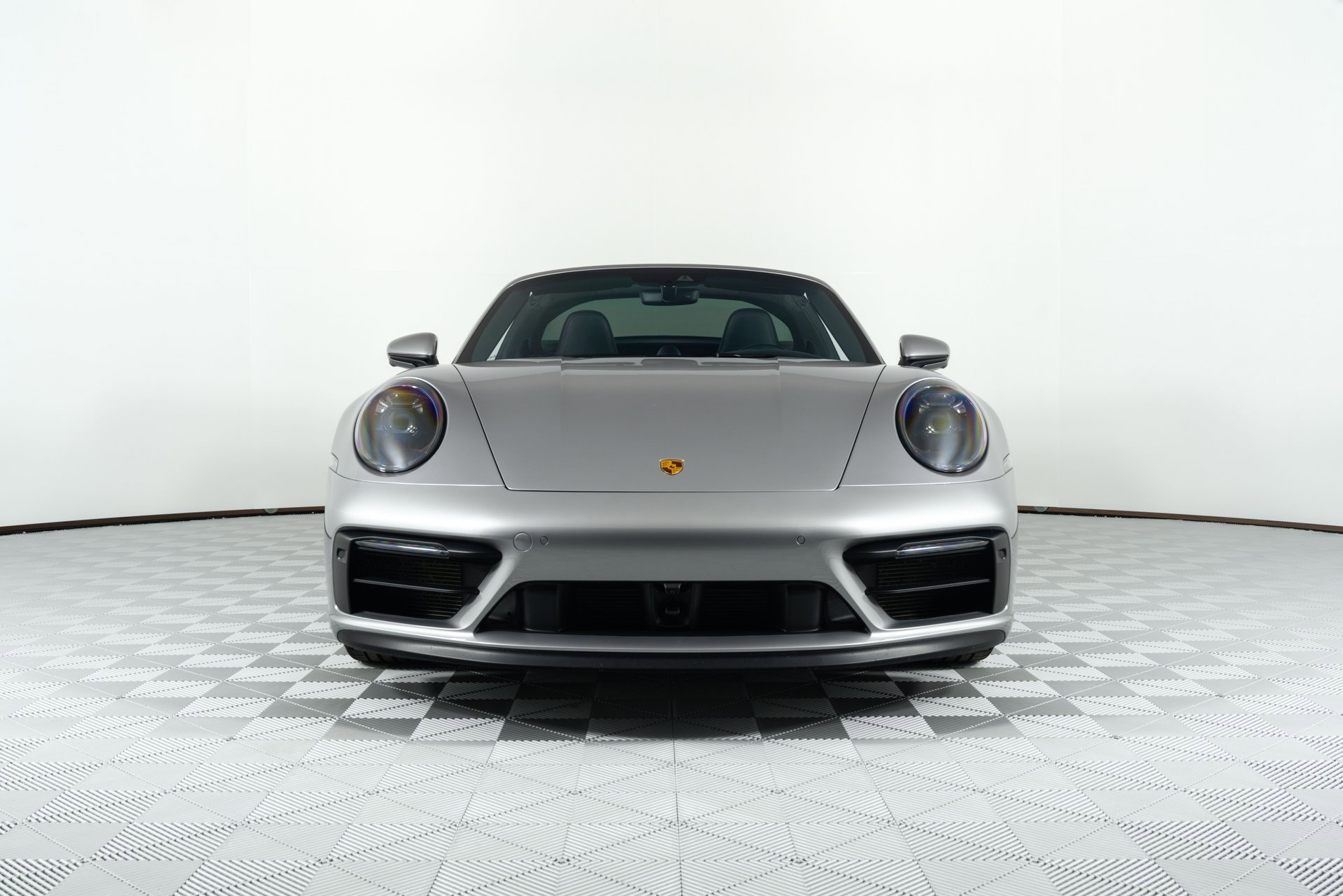 Used 2024 Porsche 911 Targa 4 GTS image 2