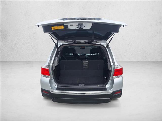 Used 2013 Toyota Highlander SE image 15