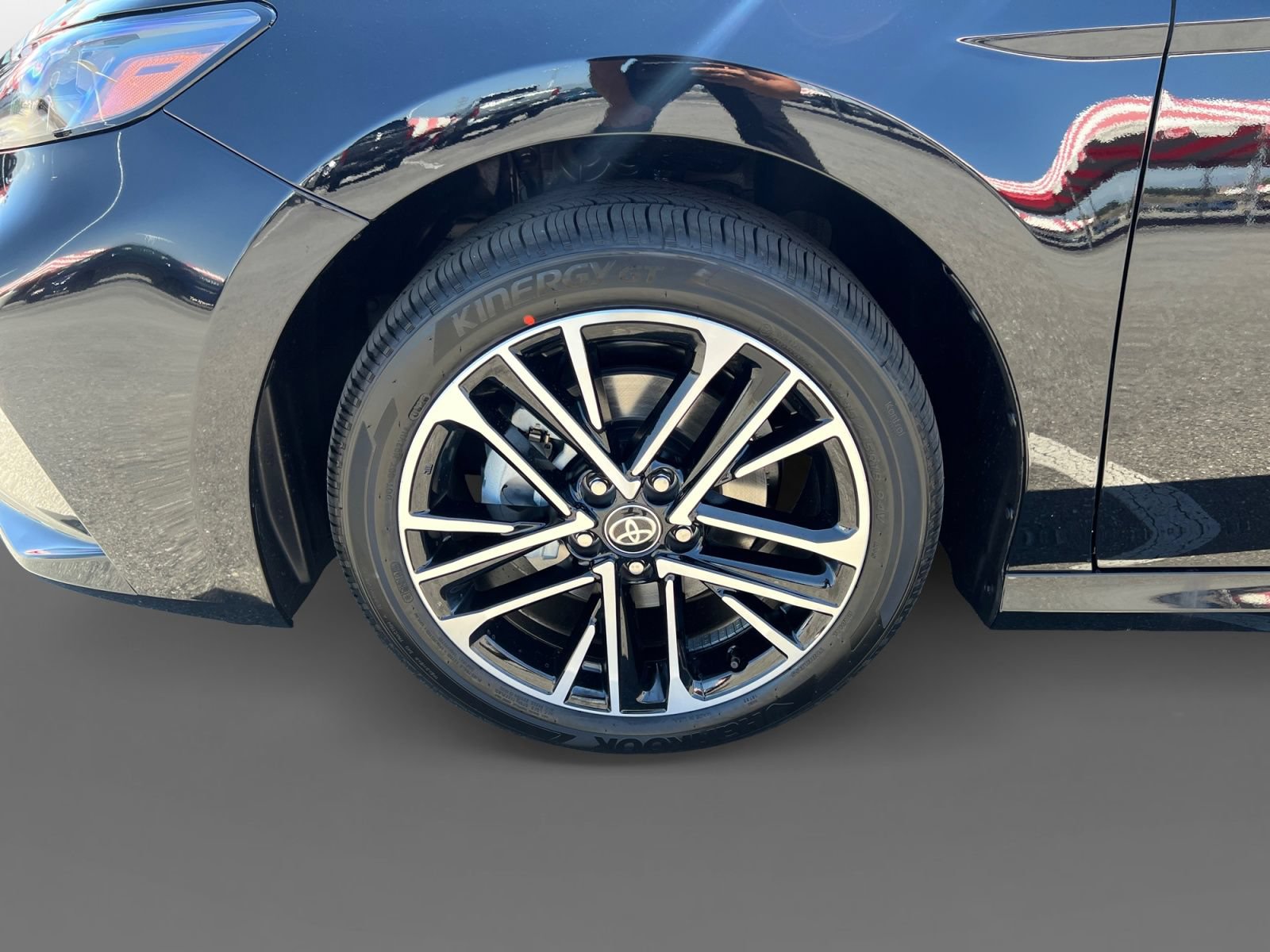 Certified 2026 Toyota Camry XLE AWD/4WD image 14