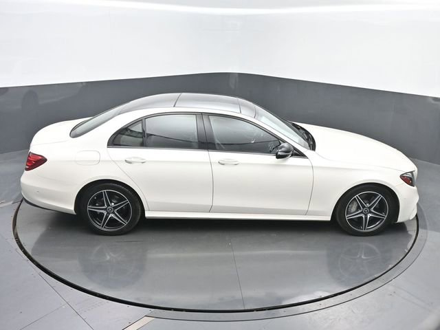 Used 2018 Mercedes-Benz E 300 4MATIC image 41