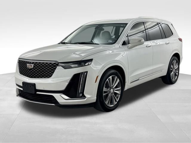 Used 2022 Cadillac XT6 Premium Luxury FWD image 4