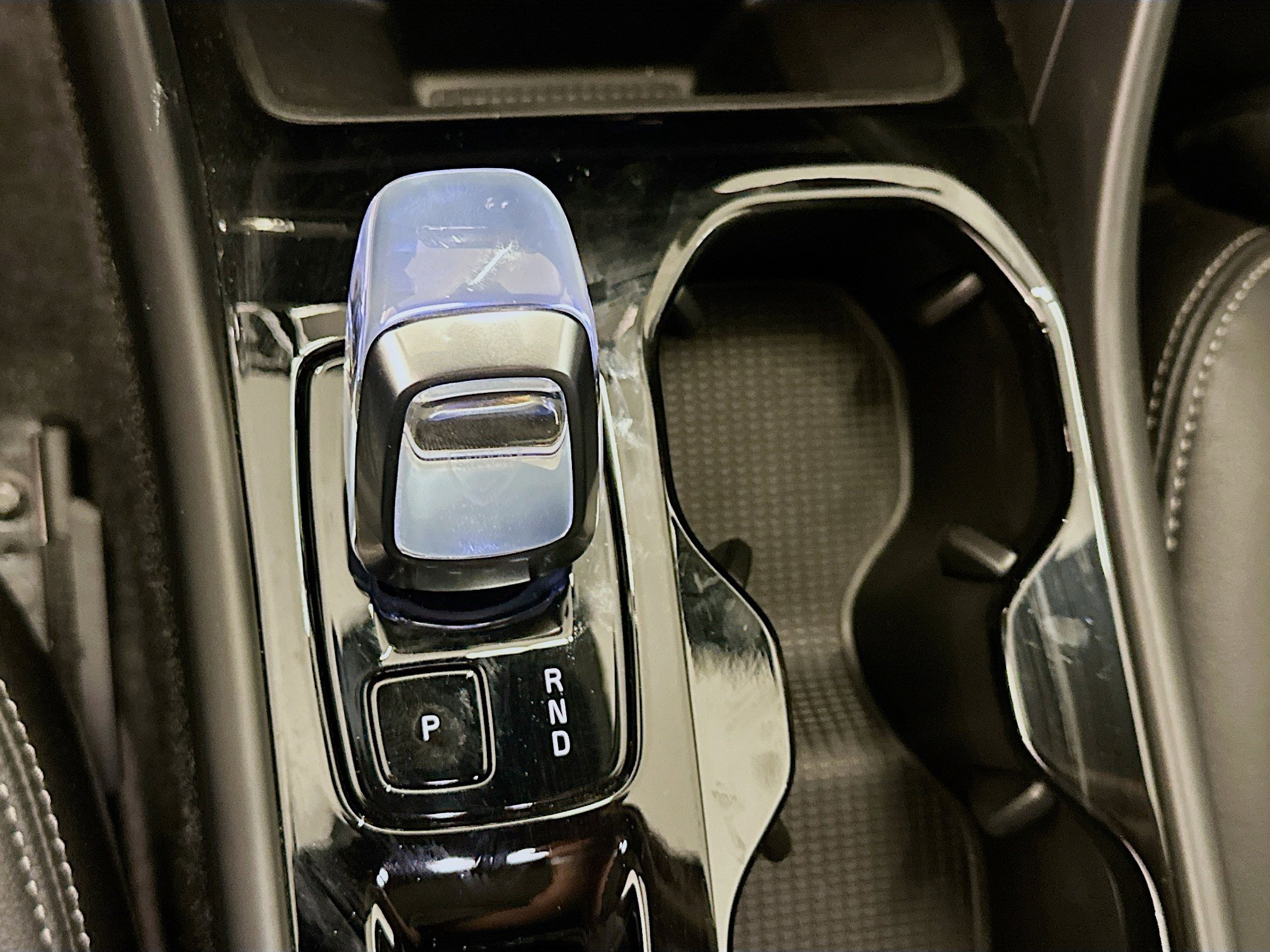 Used 2025 Volvo XC40 B5 Plus AWD/4WD image 25