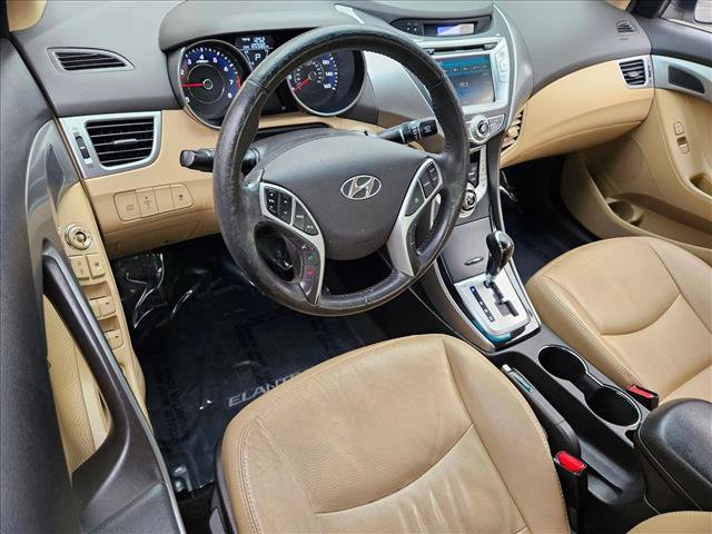 Used 2012 Hyundai Elantra Limited w/ Technology Pkg 5 image 9