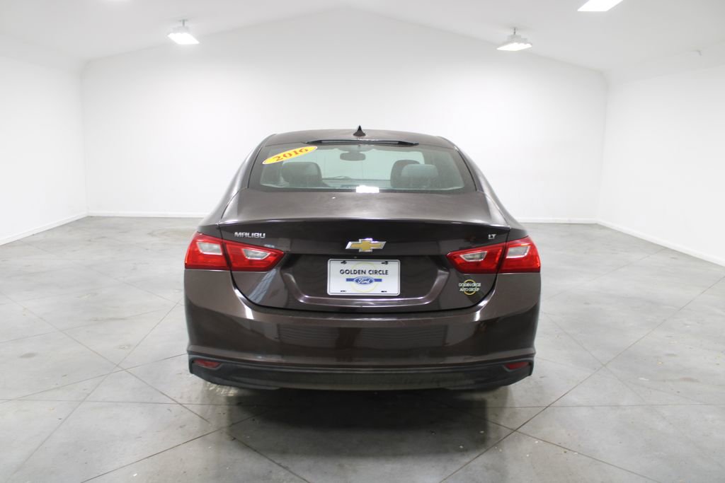 Used 2016 Chevrolet Malibu LT FWD image 8