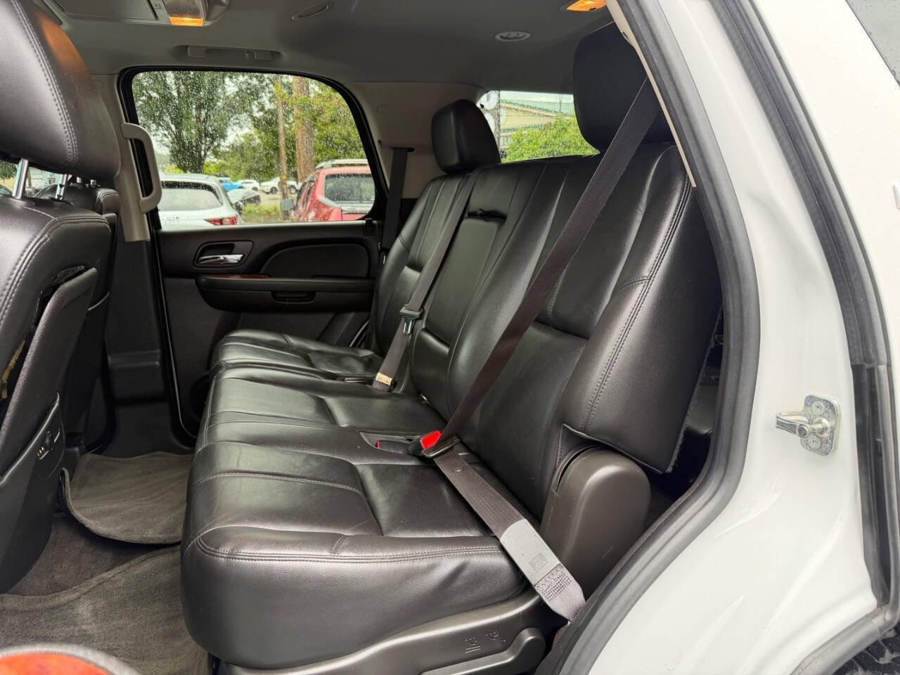 Used 2013 Chevrolet Tahoe LT w/ Luxury Package AWD/4WD image 14