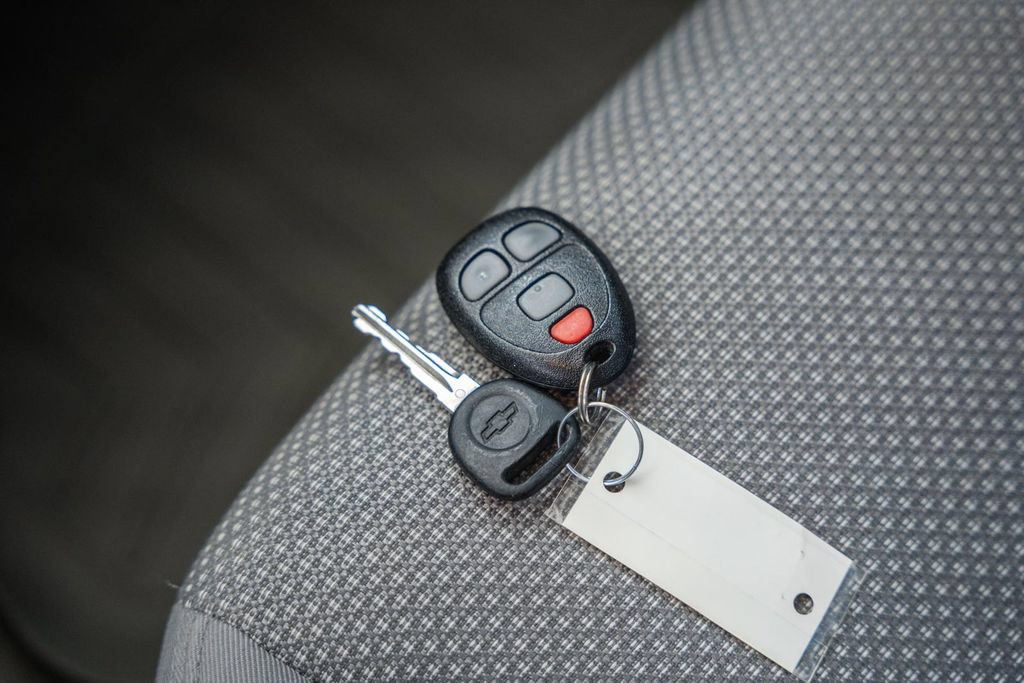Used 2010 Chevrolet Malibu LS FWD image 35