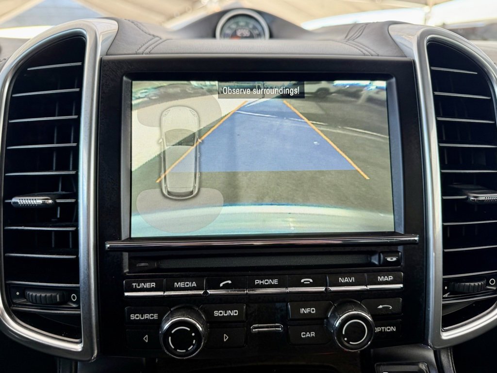 Used 2013 Porsche Cayenne Turbo image 13