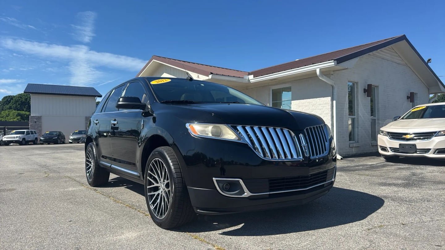 Used 2012 Lincoln MKX FWD w/ Wood Pkg image 8