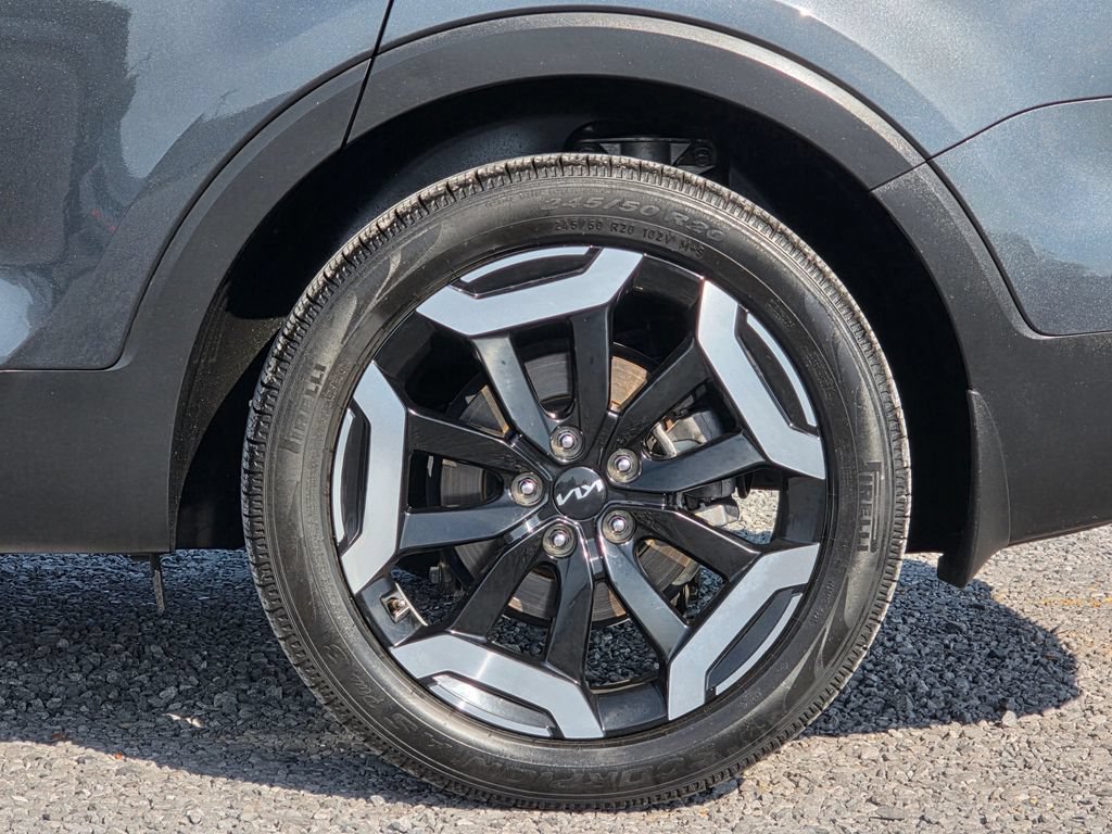 Used 2024 Kia Telluride EX FWD image 9