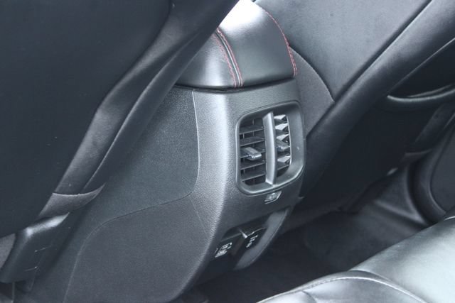 Used 2022 Jeep Cherokee Trailhawk AWD/4WD image 37