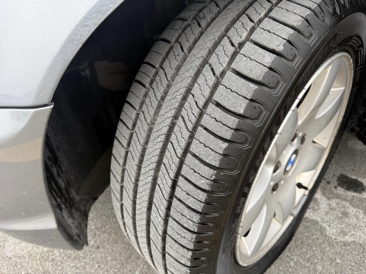 Used 2005 BMW 325xi 325xi AWD 4dr Sedan image 13