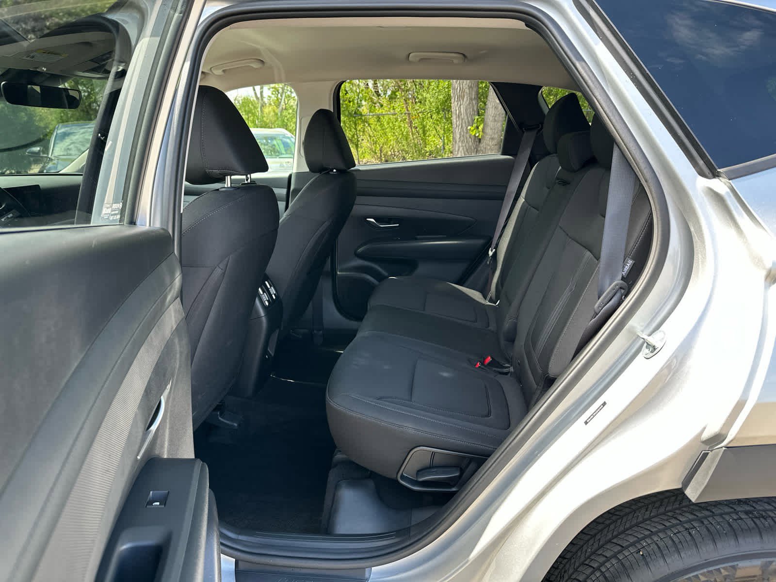 Certified 2025 Hyundai Tucson SEL AWD/4WD image 6
