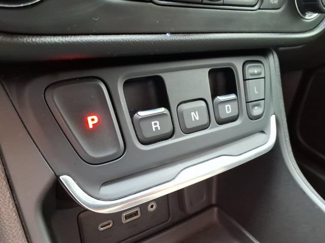 Used 2020 GMC Terrain SLE w/ Driver Convenience Package FWD image 26