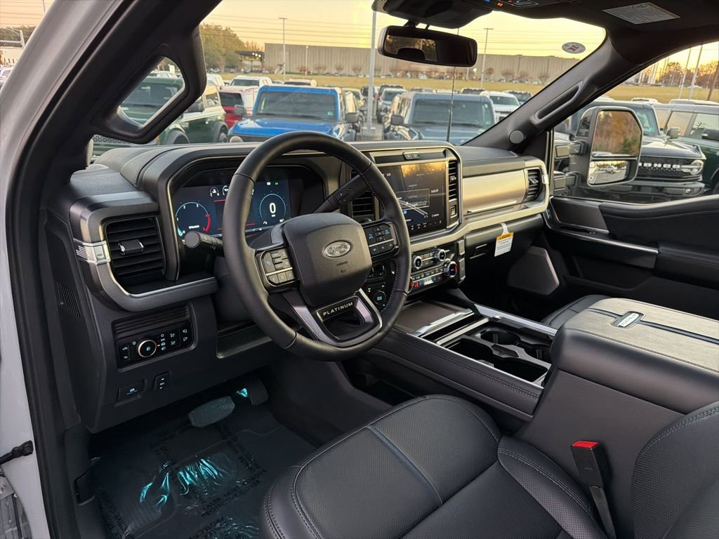 New 2026 Ford F250 Platinum w/ FX4 Off-Road Package image 13