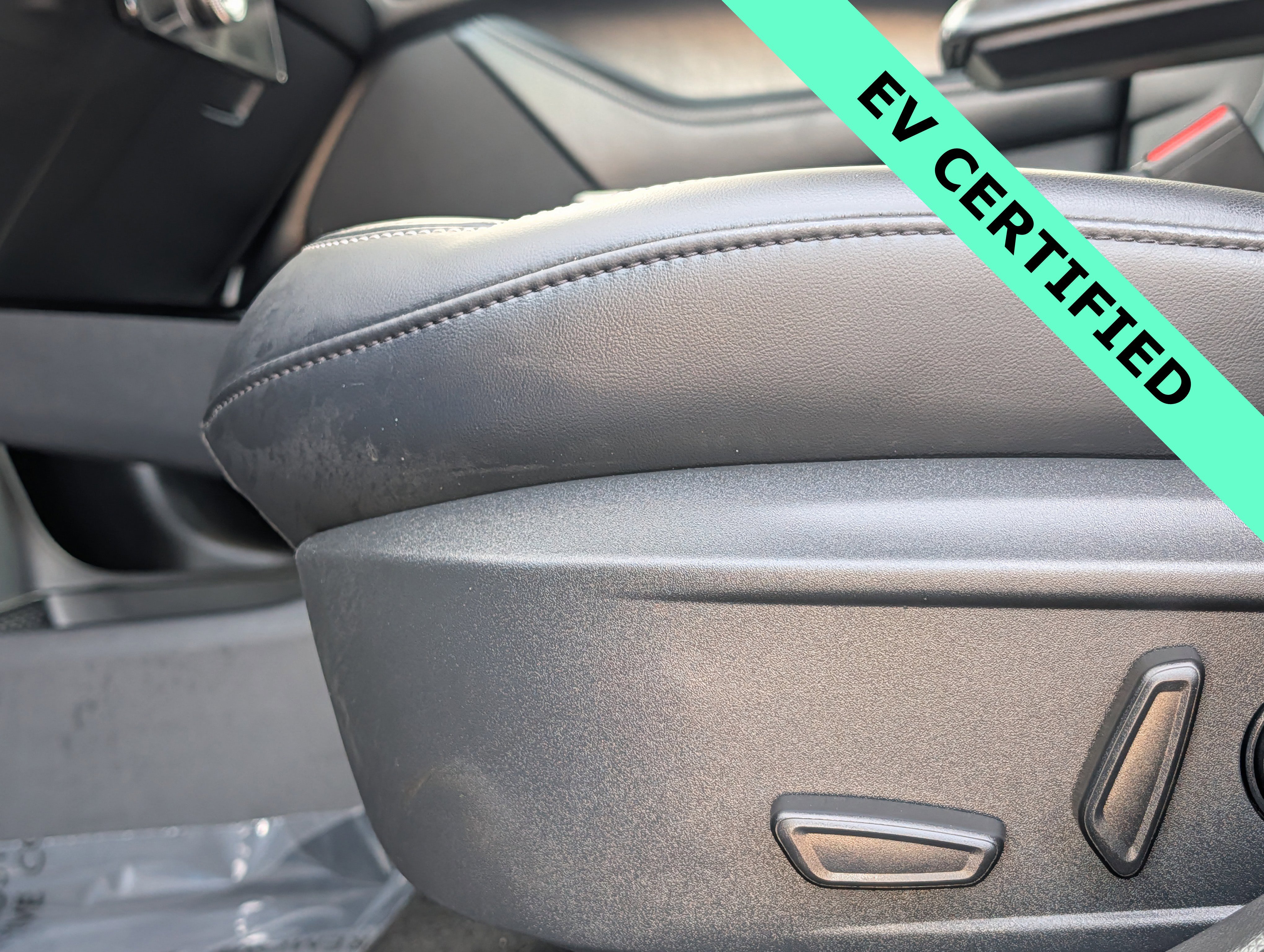 Certified 2025 Ford Mustang Mach-E Select w/ Comfort Package Lite RWD image 22