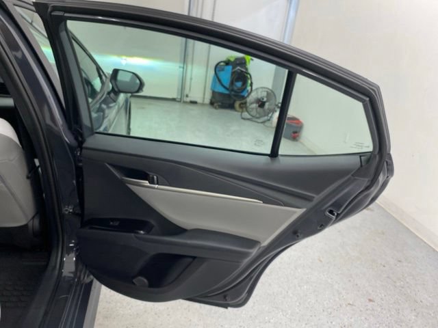 Used 2026 Toyota Camry SE AWD/4WD image 31