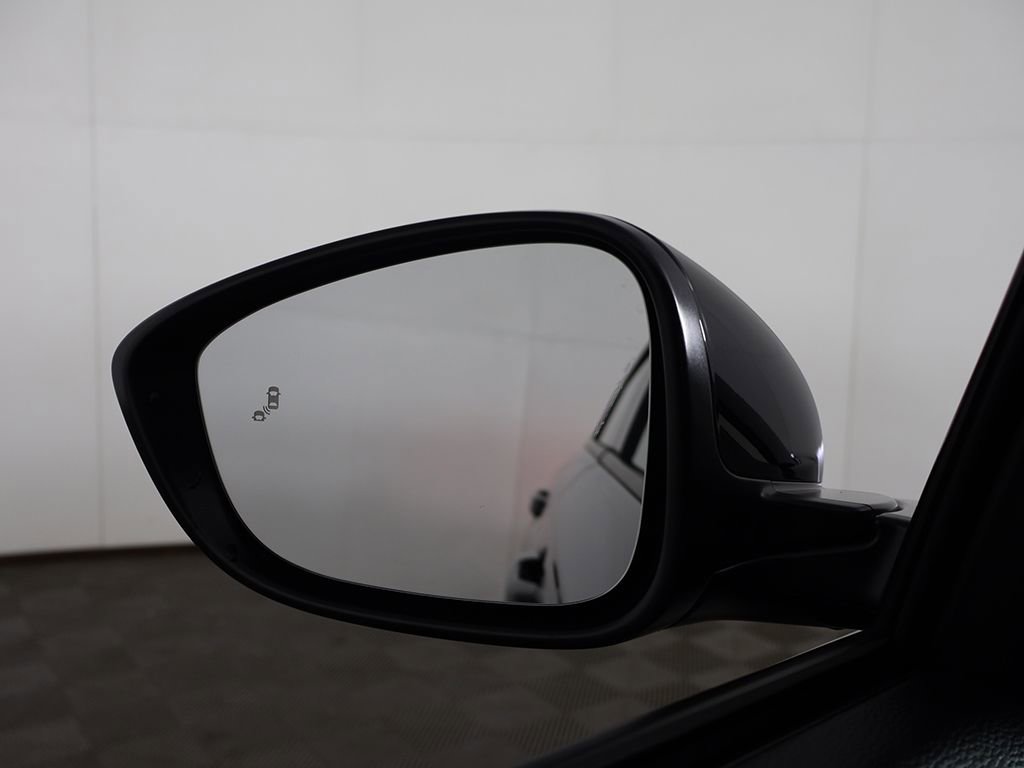 Certified 2024 Honda Accord EX image 37