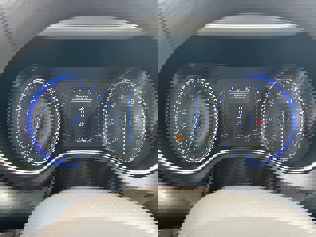 Used 2017 Chrysler Pacifica LX image 9