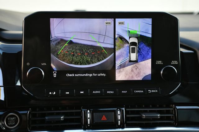 Used 2023 Nissan Pathfinder SL w/ SL Premium Package image 18