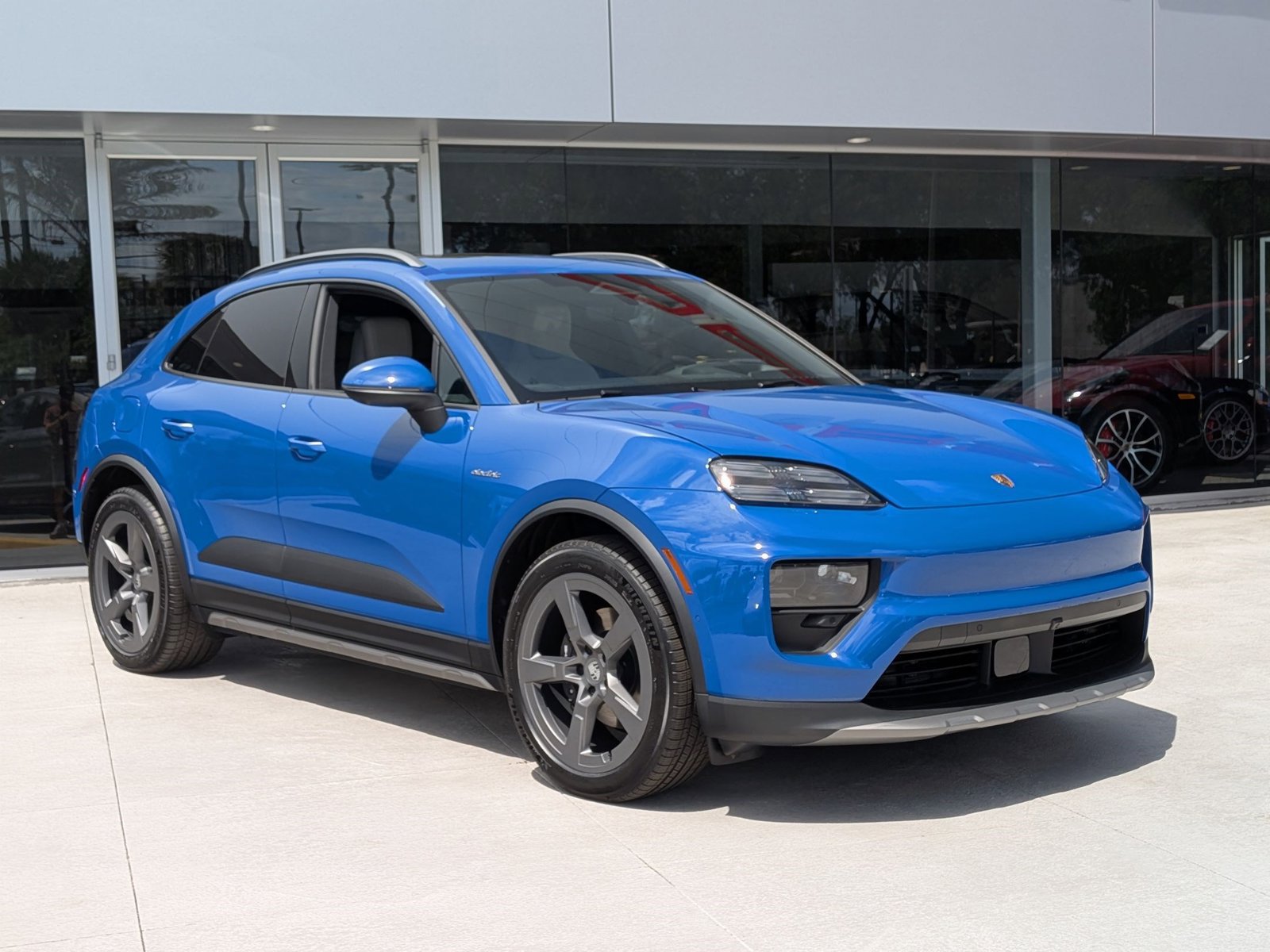 New 2026 Porsche Macan 4 Electric AWD/4WD image 7
