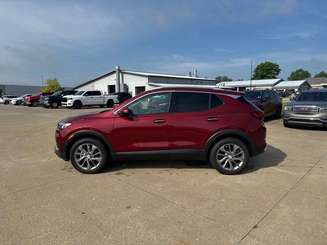 Used 2023 Buick Encore GX Essence w/ Experience Buick Package FWD image 4