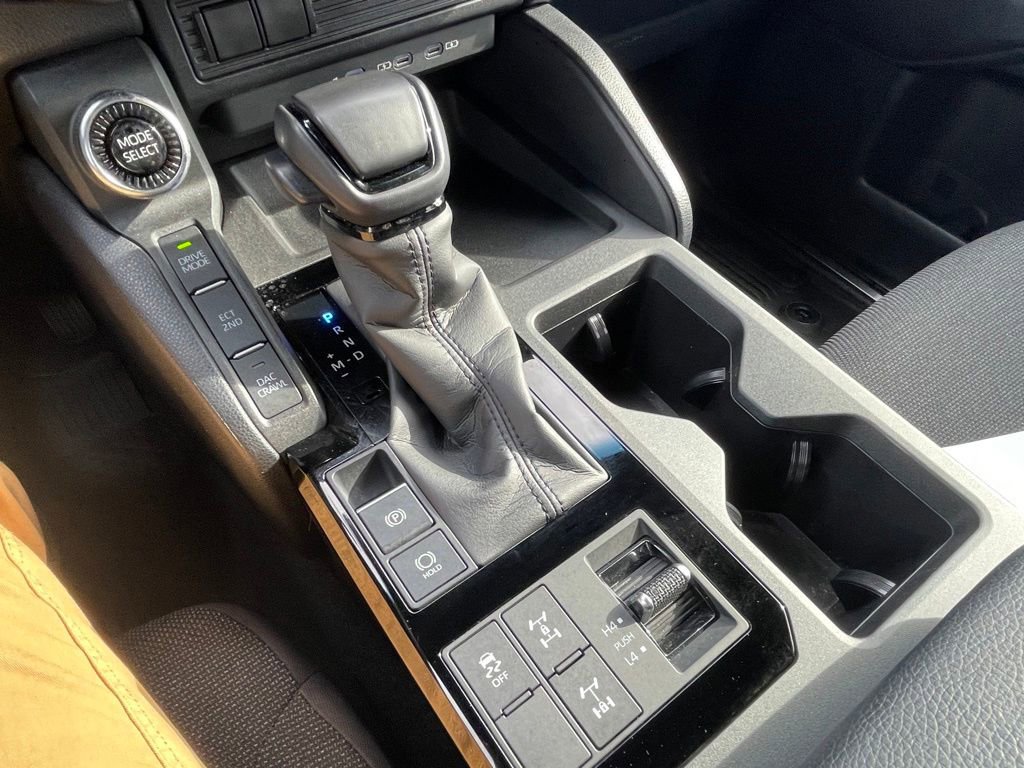 Used 2025 Toyota Land Cruiser image 14