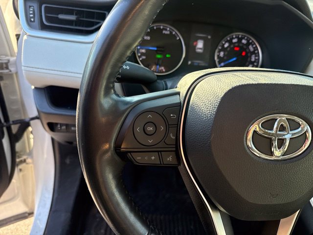 Used 2022 Toyota RAV4 XLE w/ Convenience Package AWD/4WD image 17