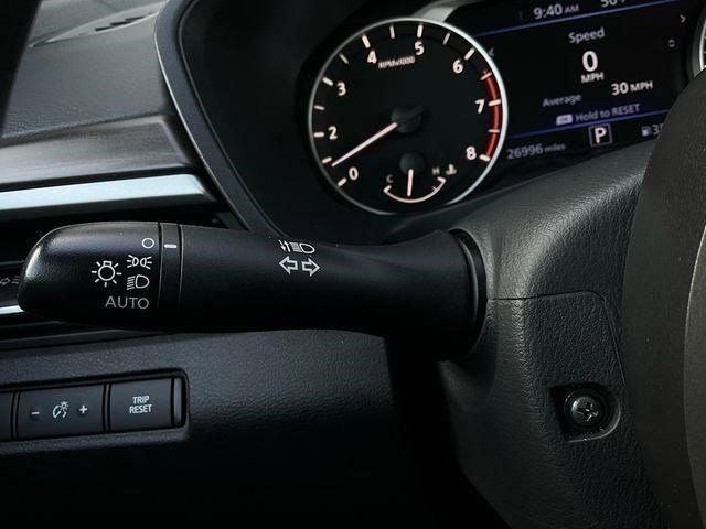 Used 2025 Nissan Altima 2.5 SV image 34