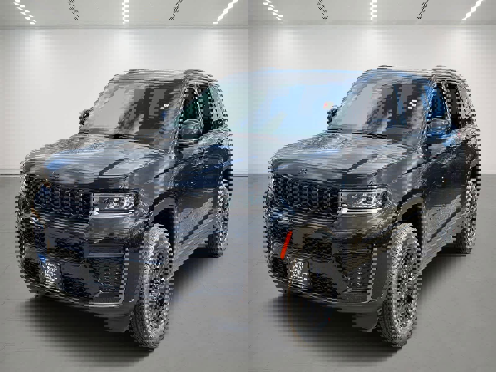 New 2026 Jeep Grand Cherokee Altitude image 1
