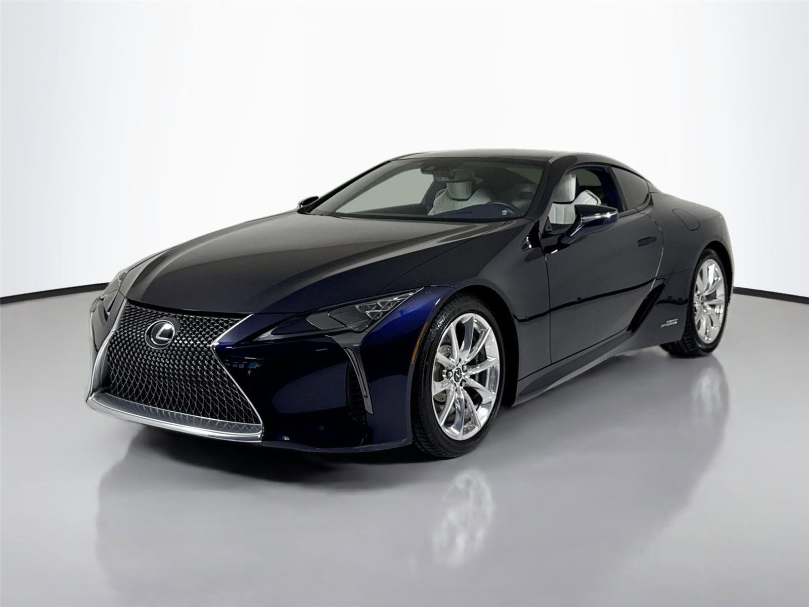 Used 2018 Lexus LC 500h w/ Touring Package image 40