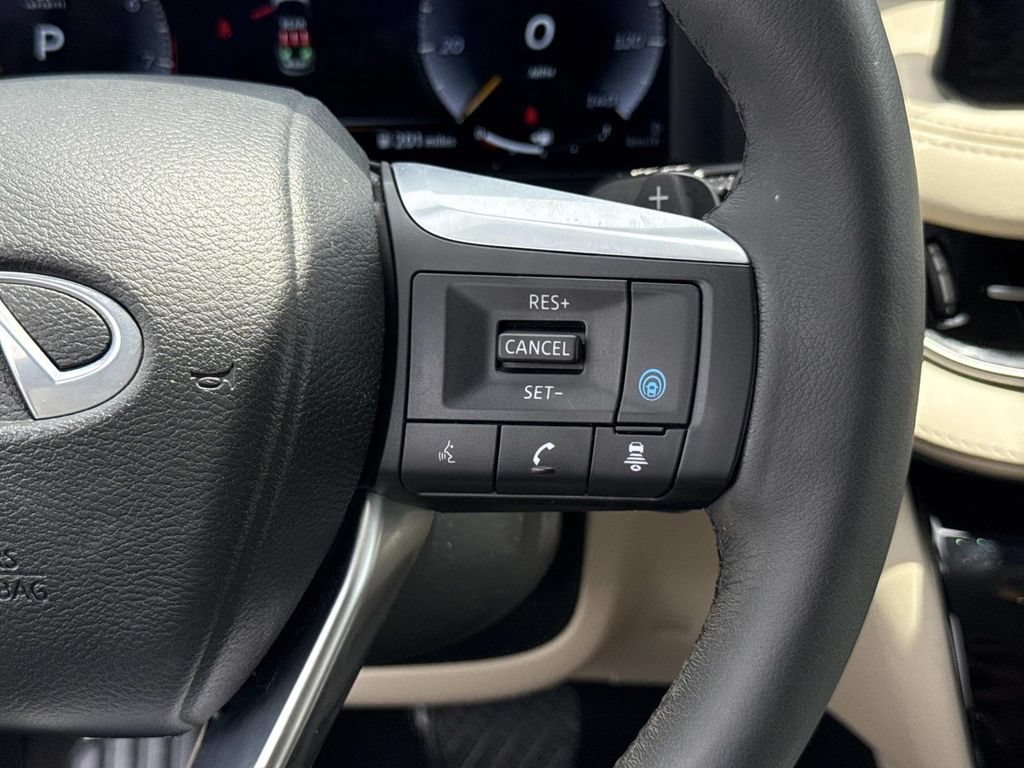 Used 2024 INFINITI QX60 Luxe AWD/4WD image 9