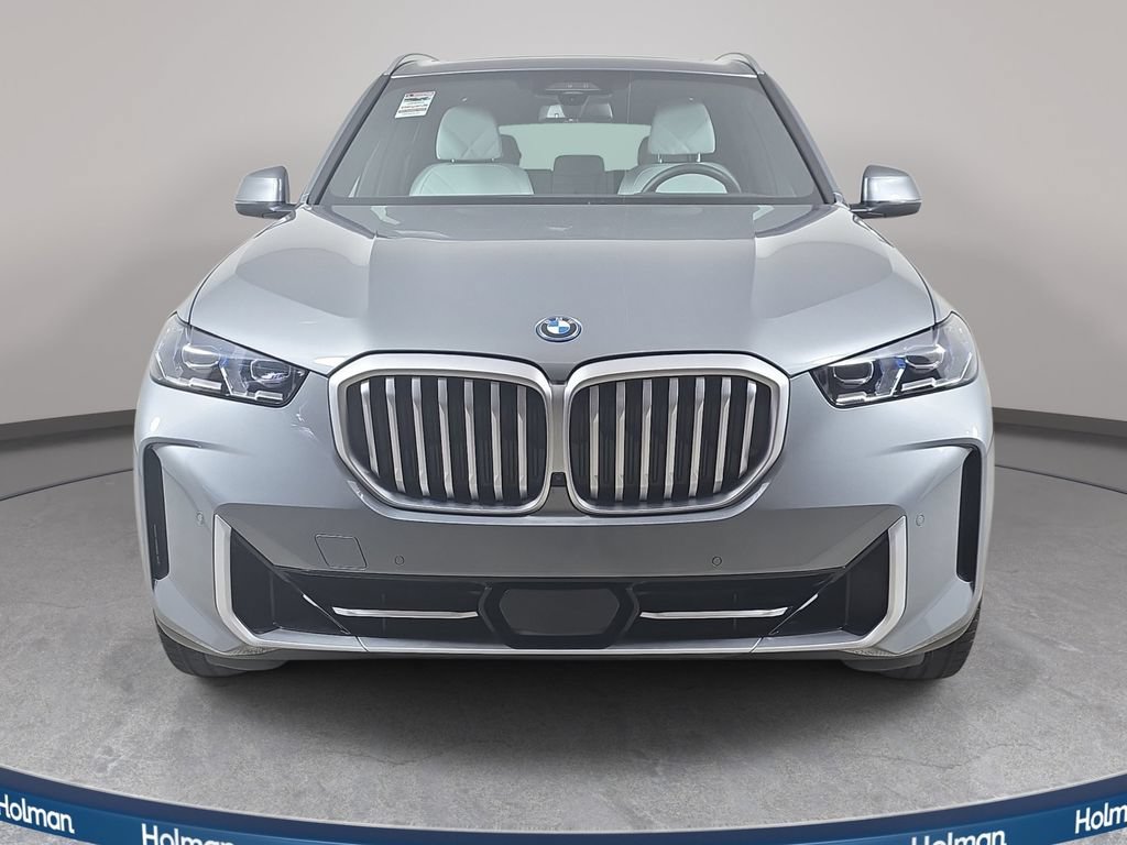 Certified 2025 BMW X5 xDrive50e AWD/4WD image 2