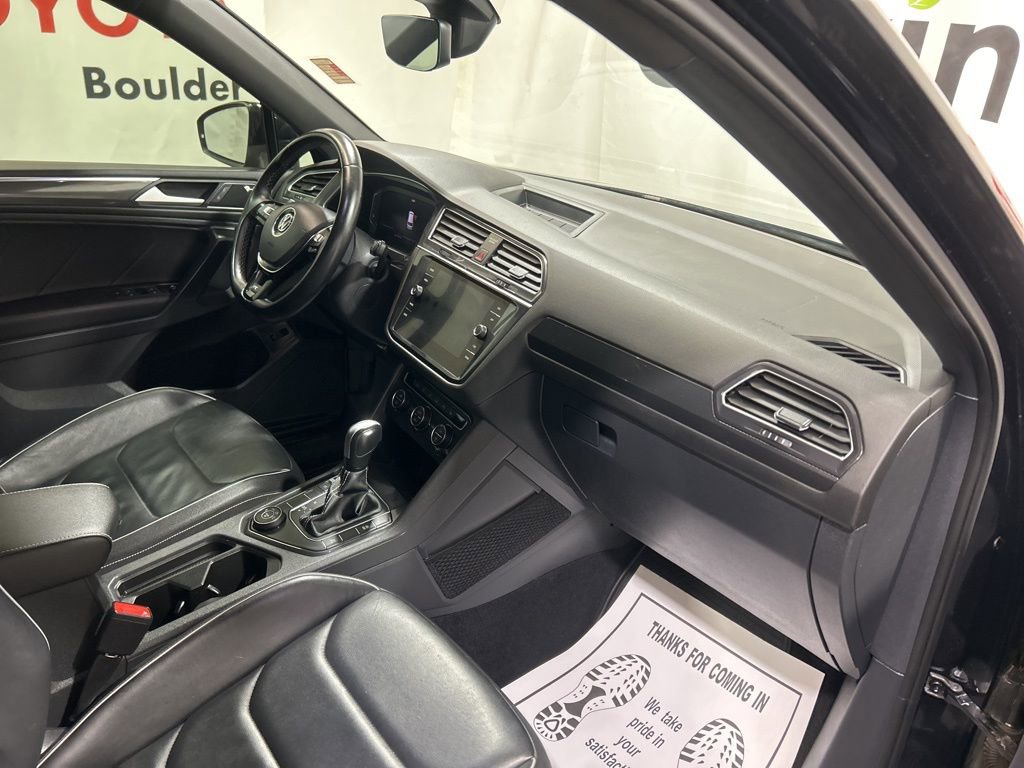 Used 2021 Volkswagen Tiguan SEL Premium R-Line image 14