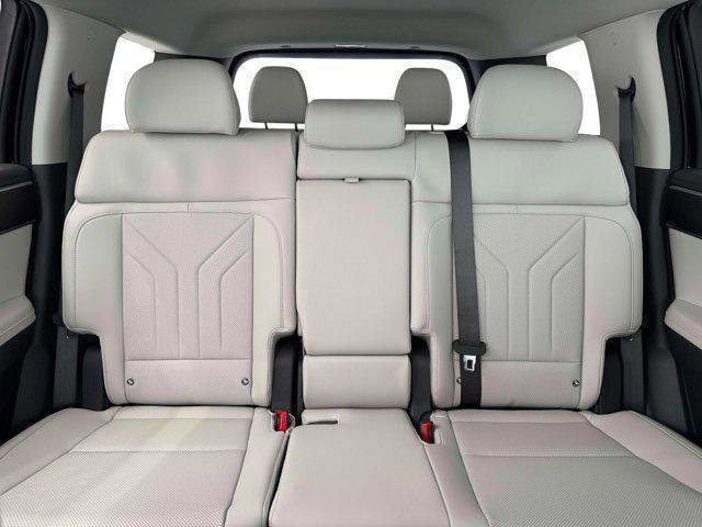 New 2026 Hyundai Santa Fe SEL image 16