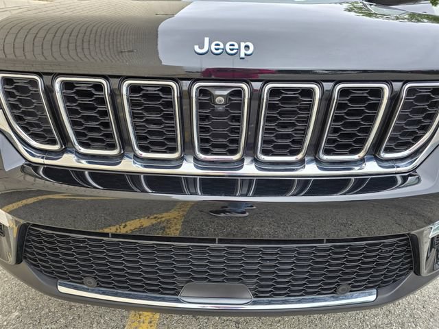 Used 2022 Jeep Grand Cherokee Limited 4xe w/ Luxury Tech Group II AWD/4WD image 51
