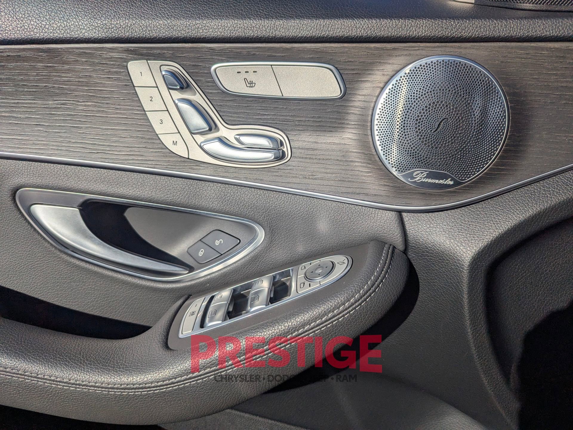 Used 2020 Mercedes-Benz C 300 Sedan image 27