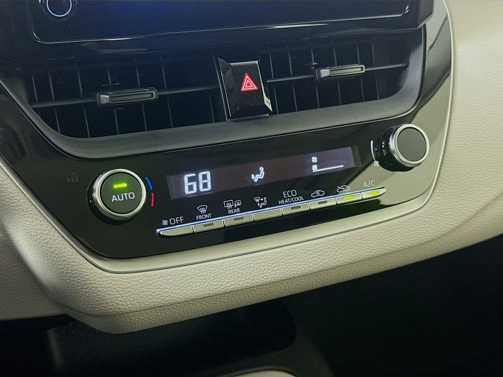 Used 2026 Toyota Corolla LE image 15