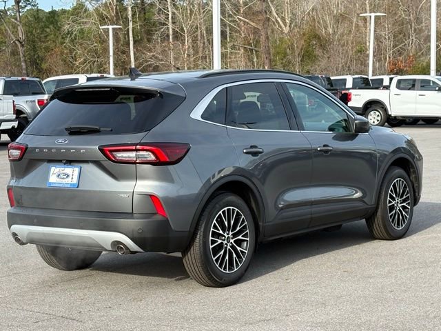 New 2025 Ford Escape SE w/ PHEV Premium Package FWD image 5